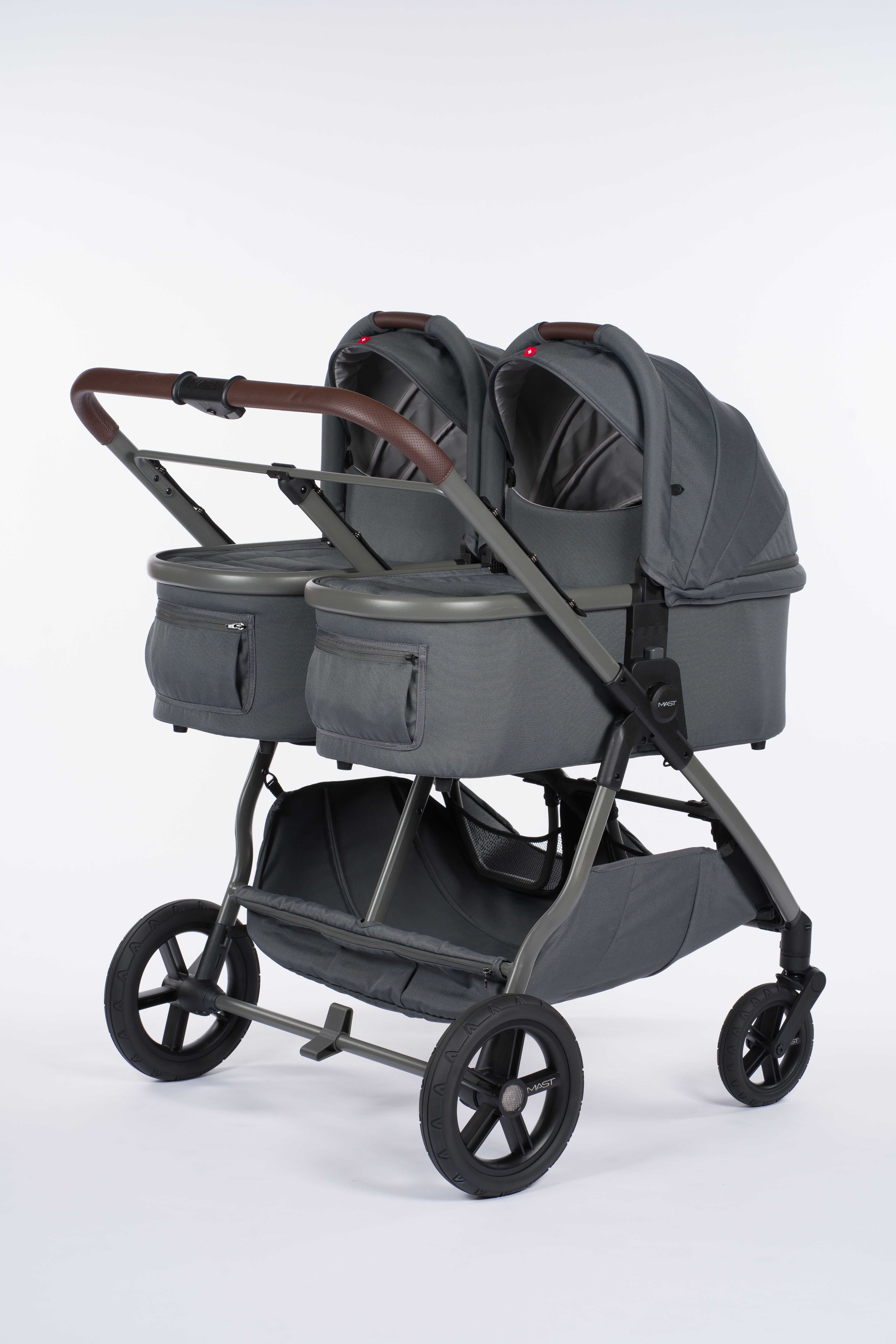 M.Twin x Bassinet  M.Twin x Bassinet